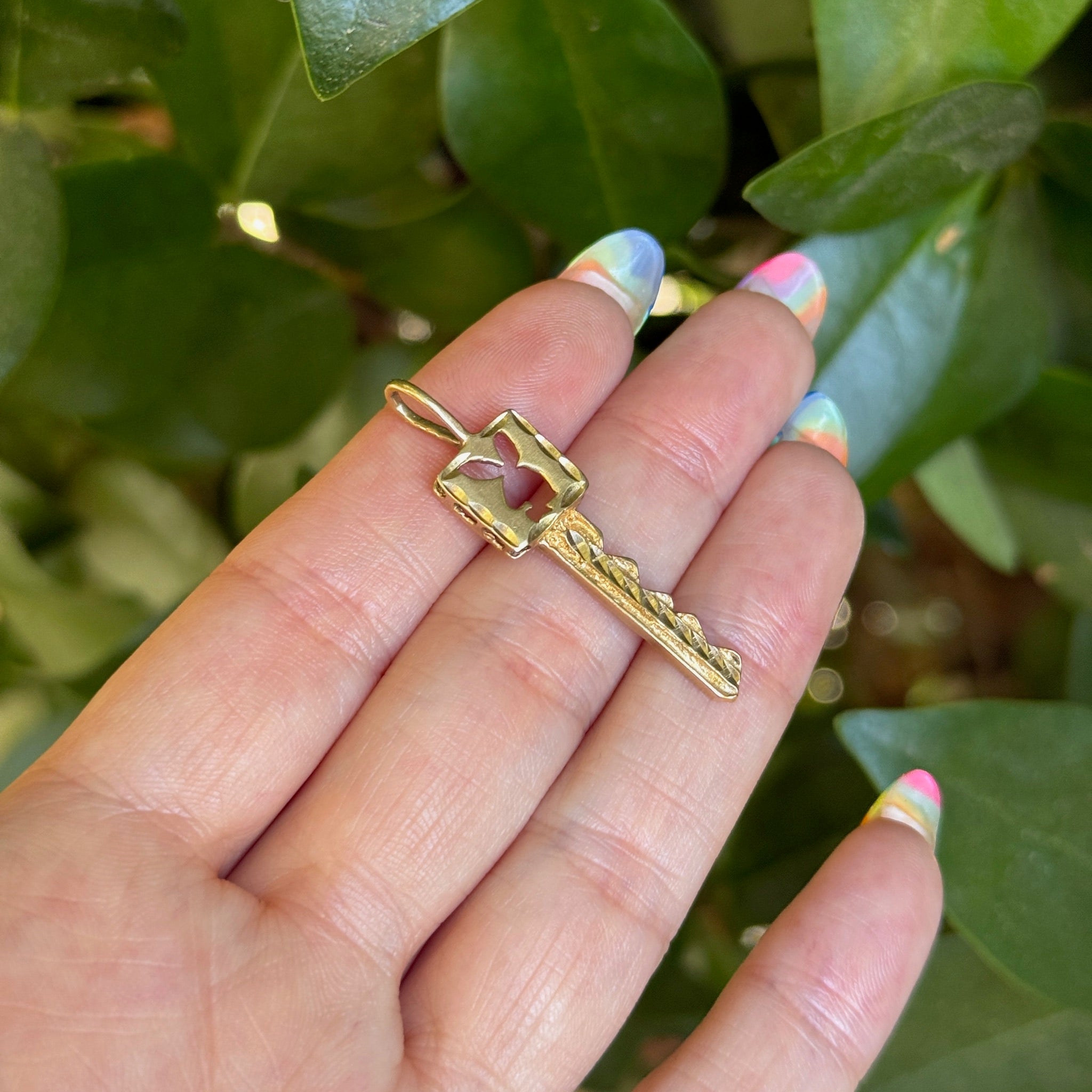 14K ヴィンテージ Playboy キー ペンダントトップ 2.41g公式刻印 Vintage 14K Yellow Gold Playboy Key Charm – BHunicorn